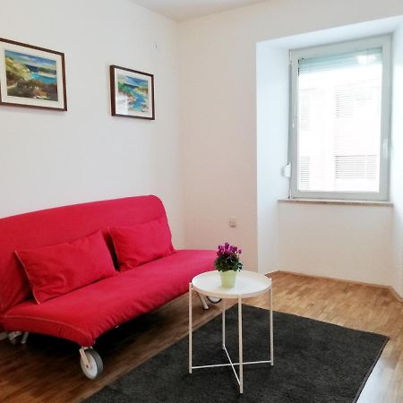 City Center Apartment Umag Exteriér fotografie