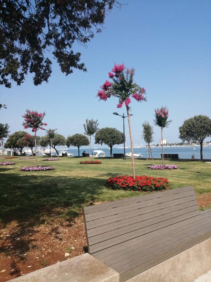 City Center Apartment Umag Exteriér fotografie