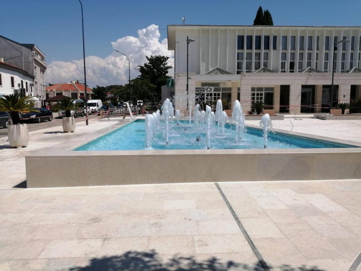 City Center Apartment Umag Exteriér fotografie